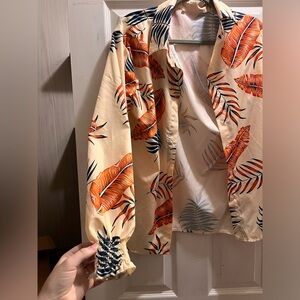 Light weight long sleeve button up shirt
